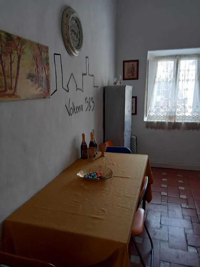 Il Rosso Volterrano N.10 Apartment 0*, Volterra